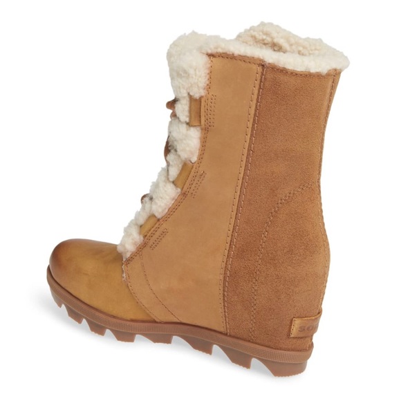 New Sorel
Joan Wedge II Shearling-Lined  Boots - Picture 9 of 16